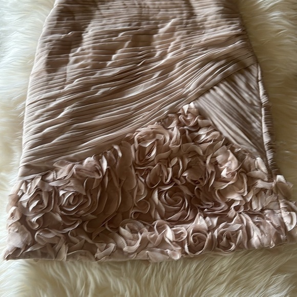 Nude Beige cocktail formal dress strapless mini bodycon jeweled pleated florette - Picture 4 of 11